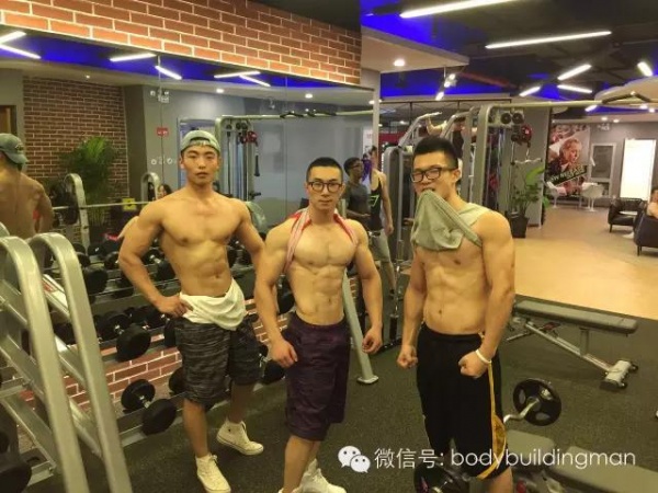 周云超：热爱健身的上海大男孩