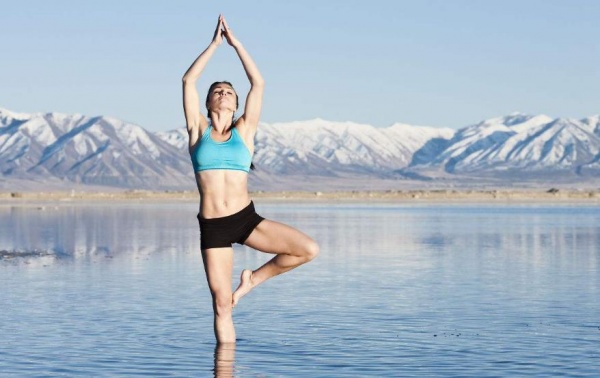 瑜伽+普拉提组合动作，让你的身体受益加倍