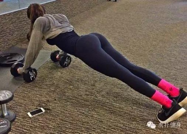 【女式健身】8个动作打造属于你的美腿美臀