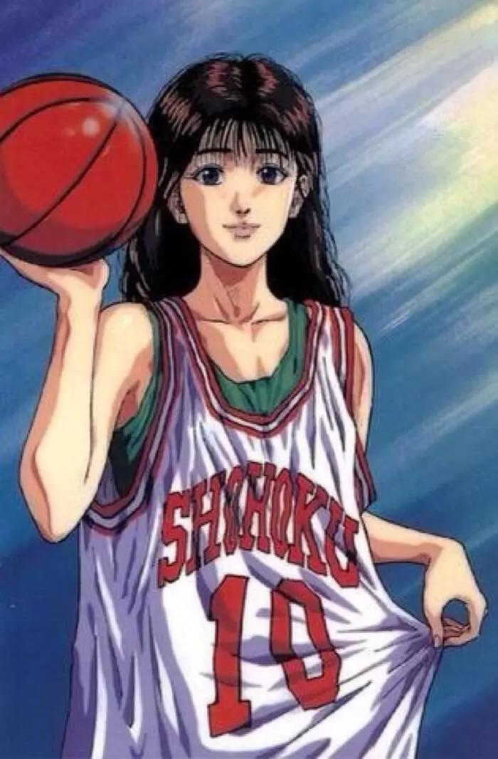 日本真人版“赤木晴子”，NBA驻队记者，她被称为“第一美臀”！ 